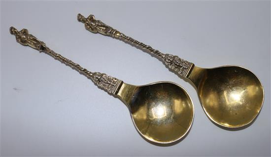 Pair of silver gilt spoons & 3 Georgian silver salts(-)